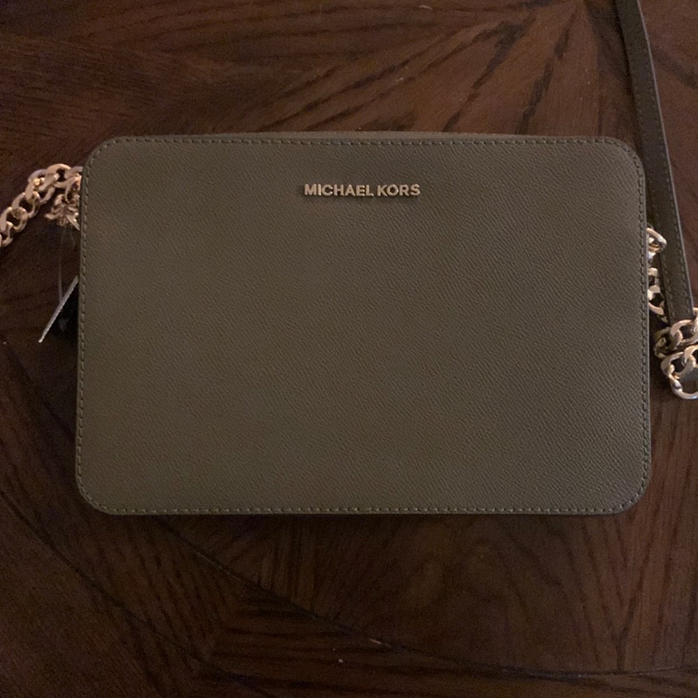 NWT Michael Kors Jet Set Crossbody bag with Tags